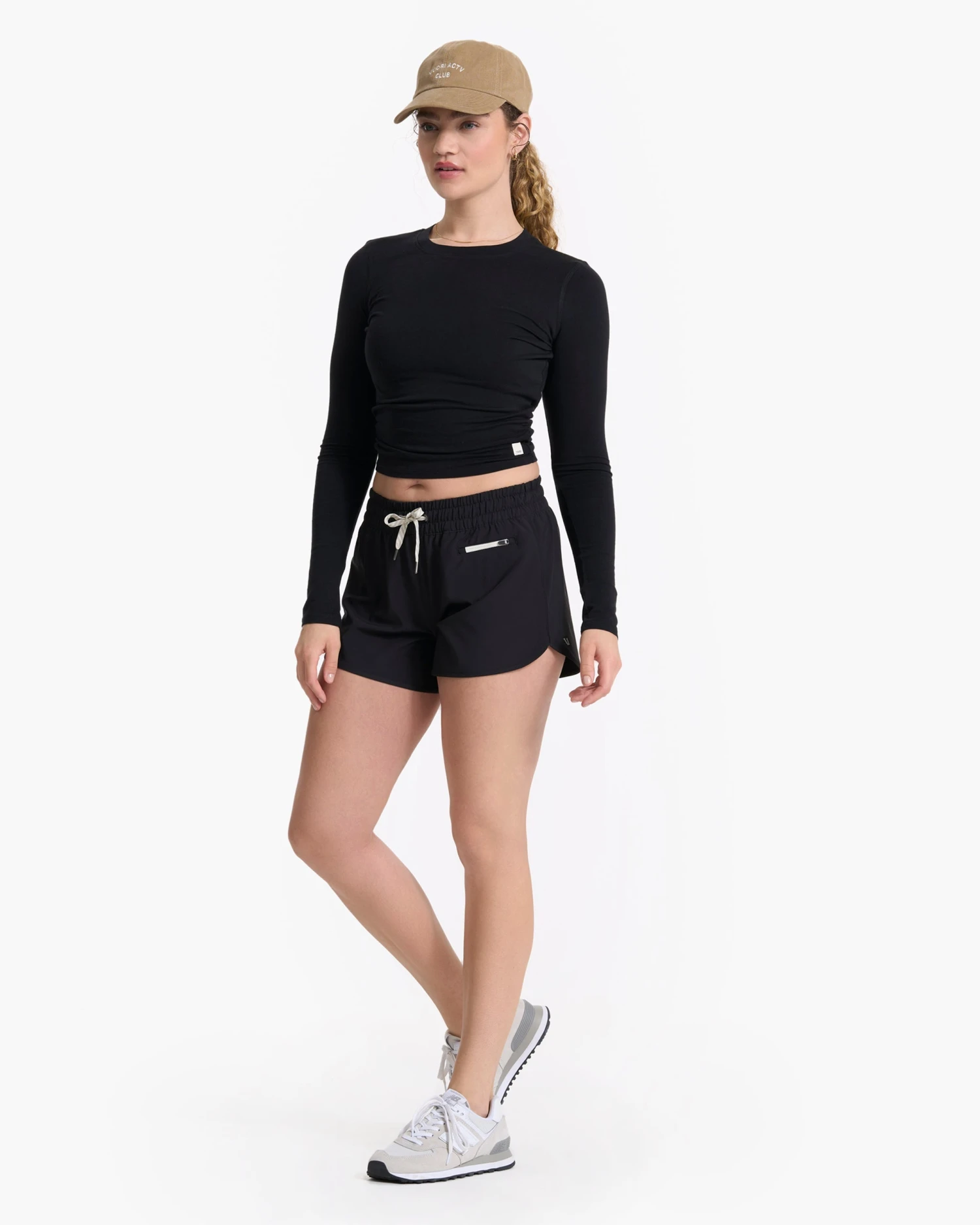 Long-Sleeve Coast Crop Crew | Black - Image 4