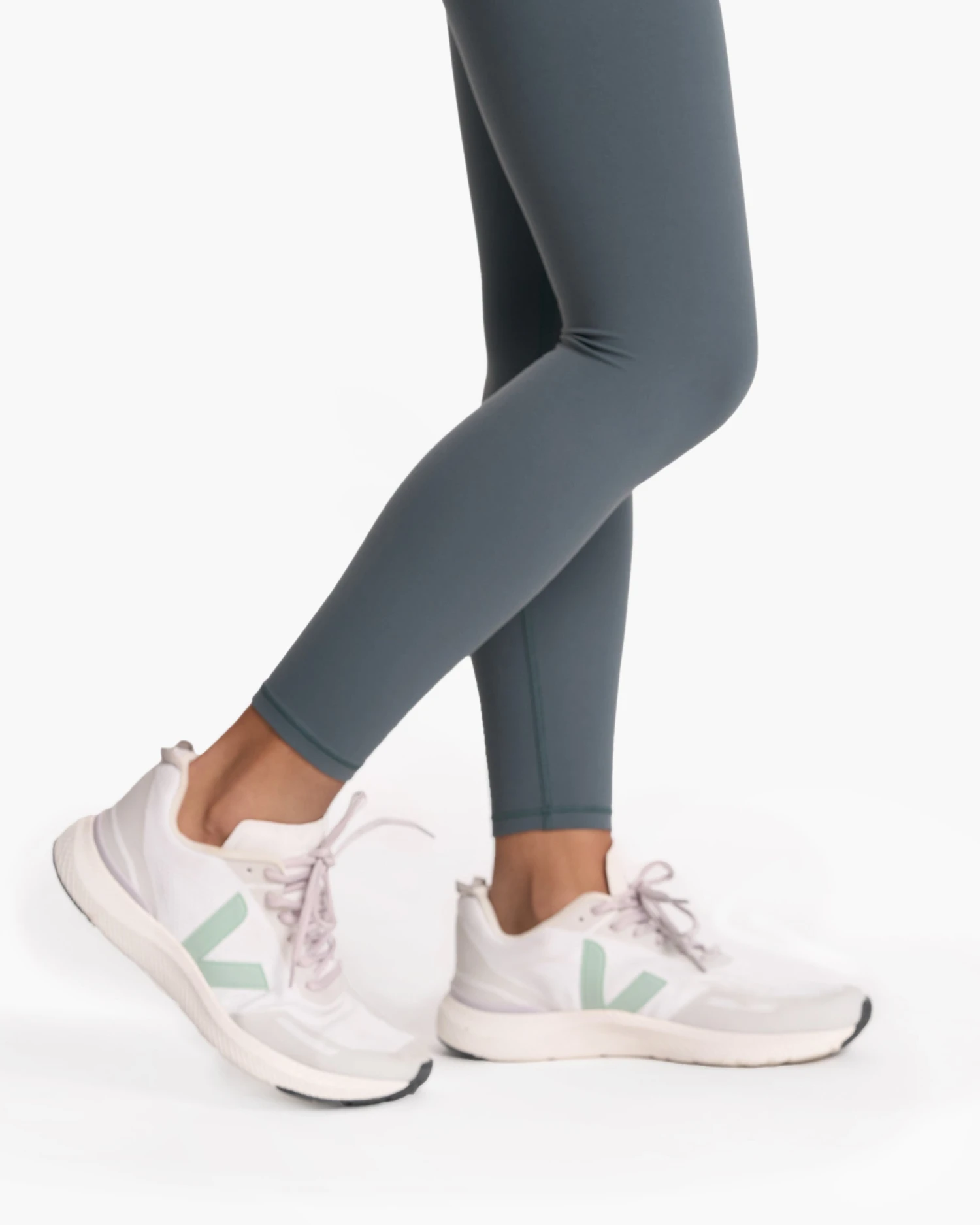 Vuori AllTheFeels™ Legging - Short | Lake - Image 6