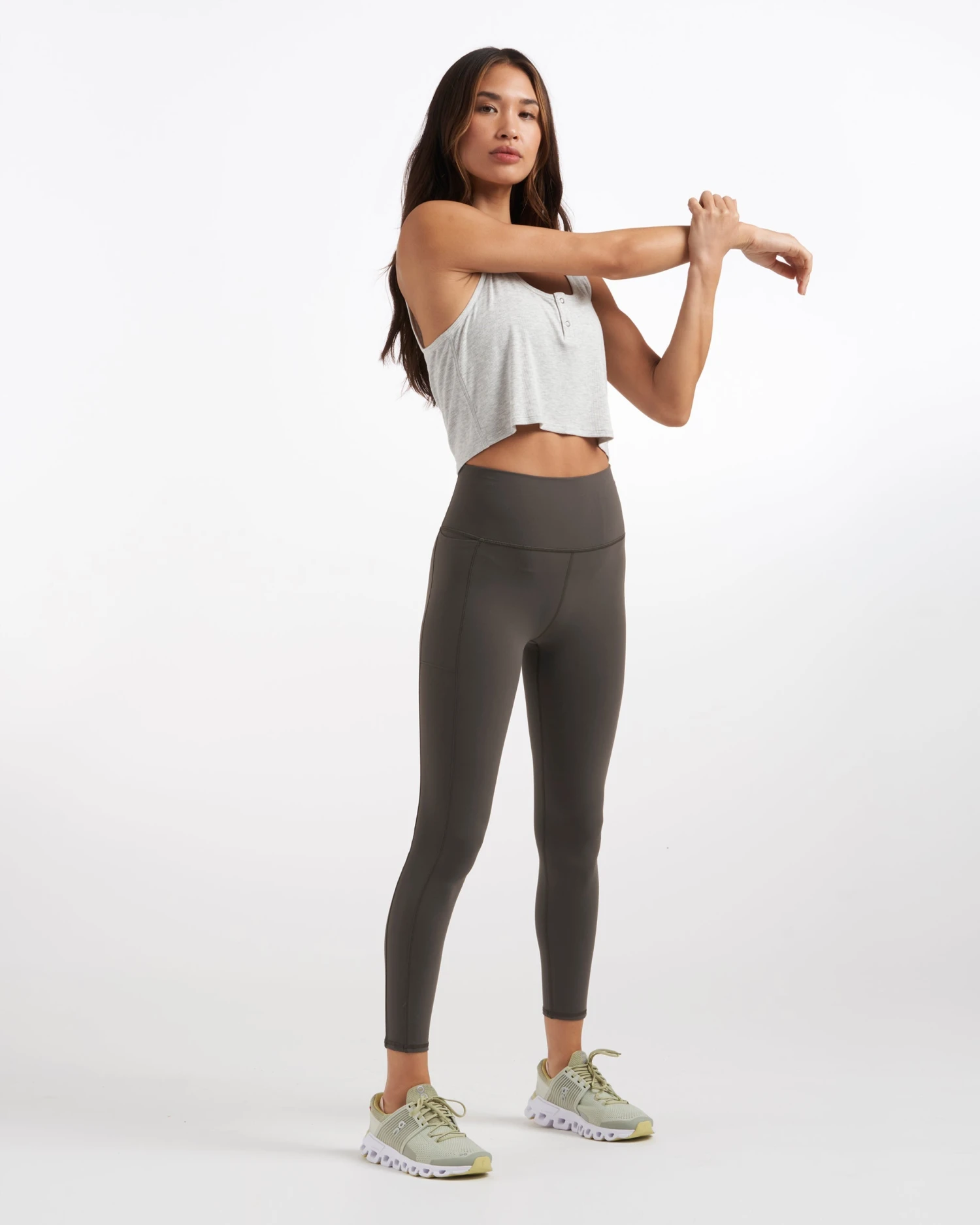 Studio Pocket Legging | Oregano - Image 5